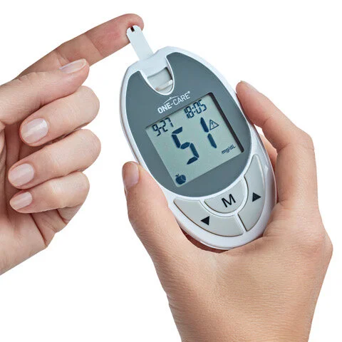 Blood glucose monitoring system with meter and carrying case